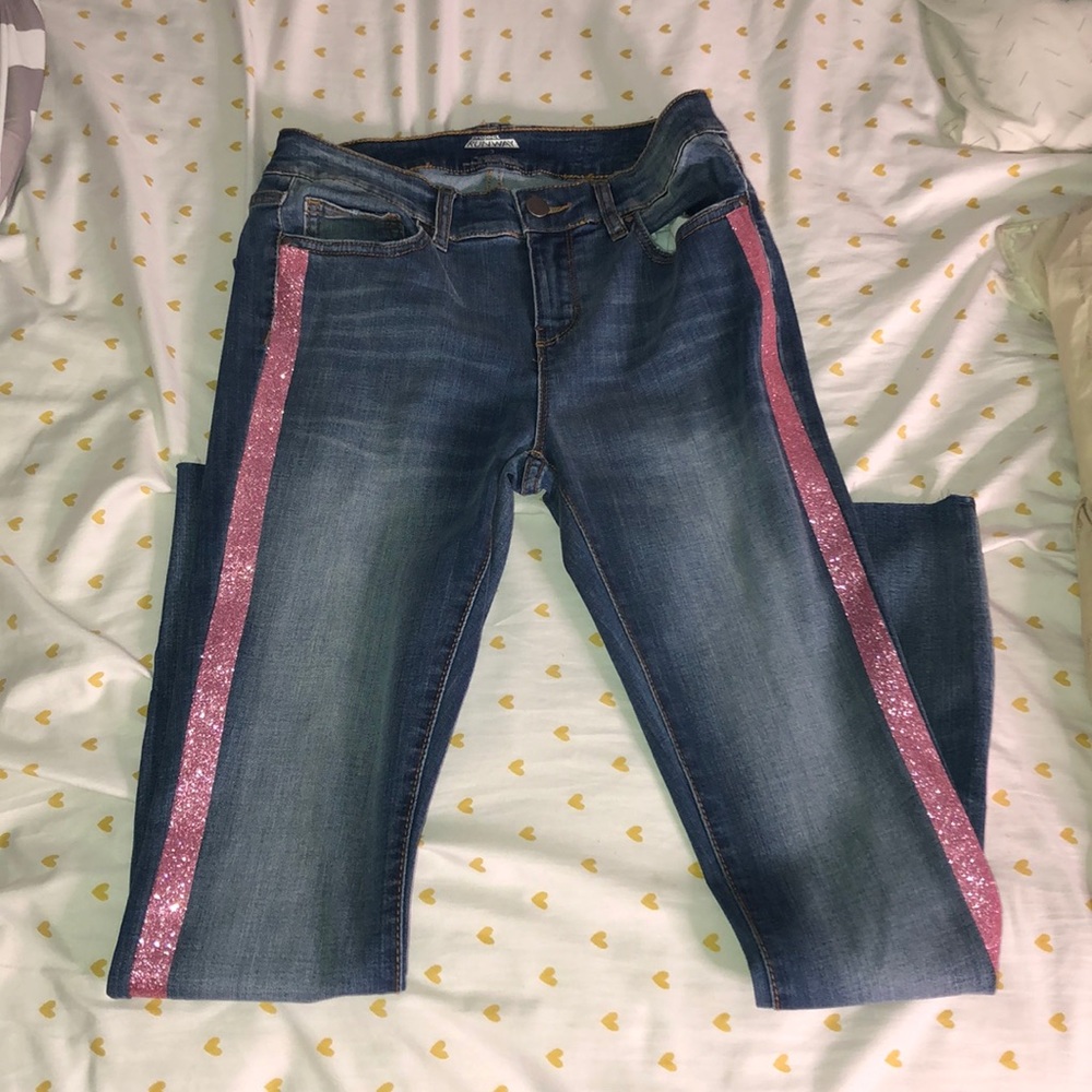 Jeans. Never worn.